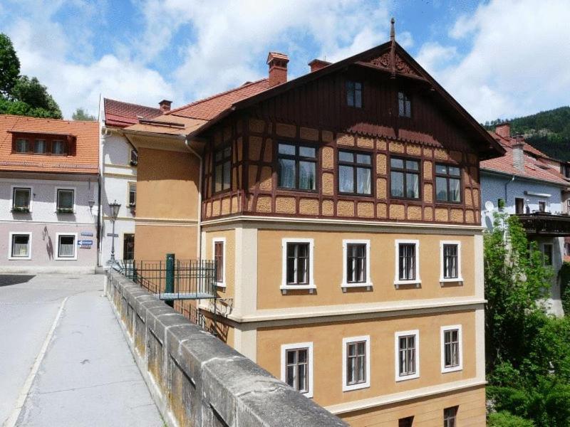 Apartment Zur Bruecke Murau Exteriör bild